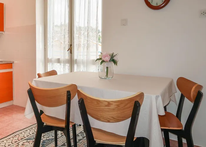 Lorber By Interhome *