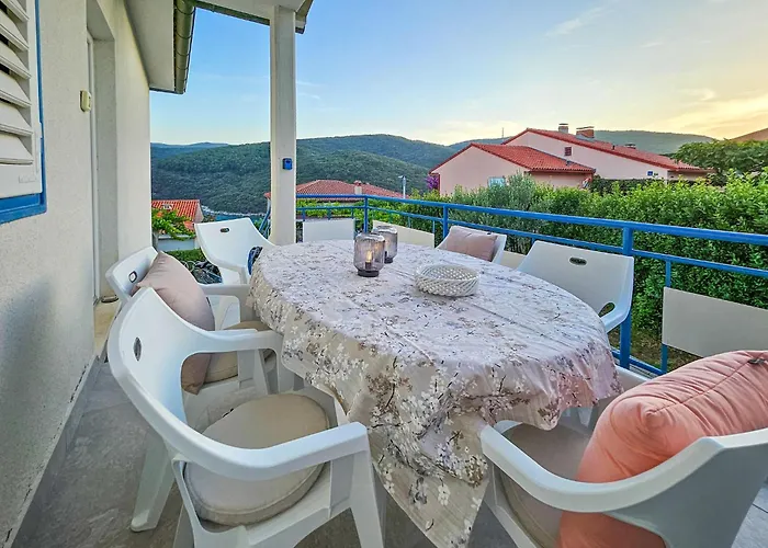 Lorber By Interhome Rabac